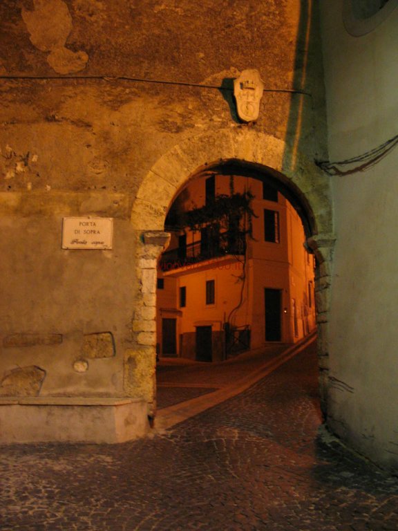 Porta di Sopra (Porta Capu) Vicovaro